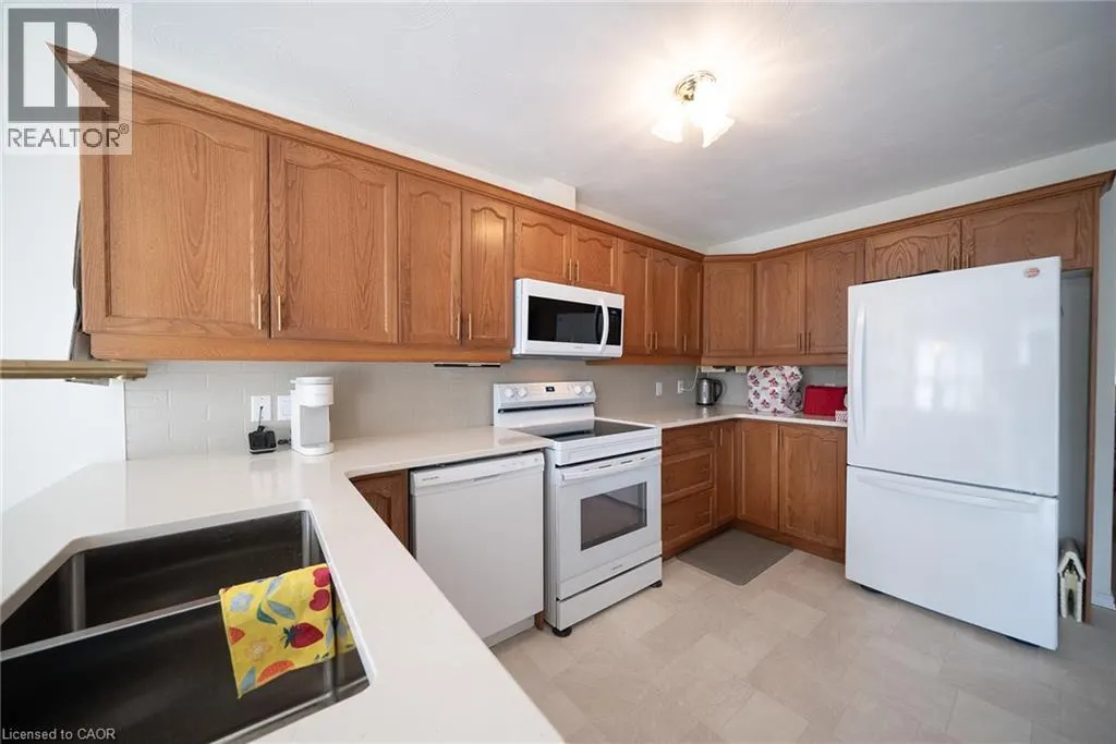 150 OAK Street Unit# 17 #17