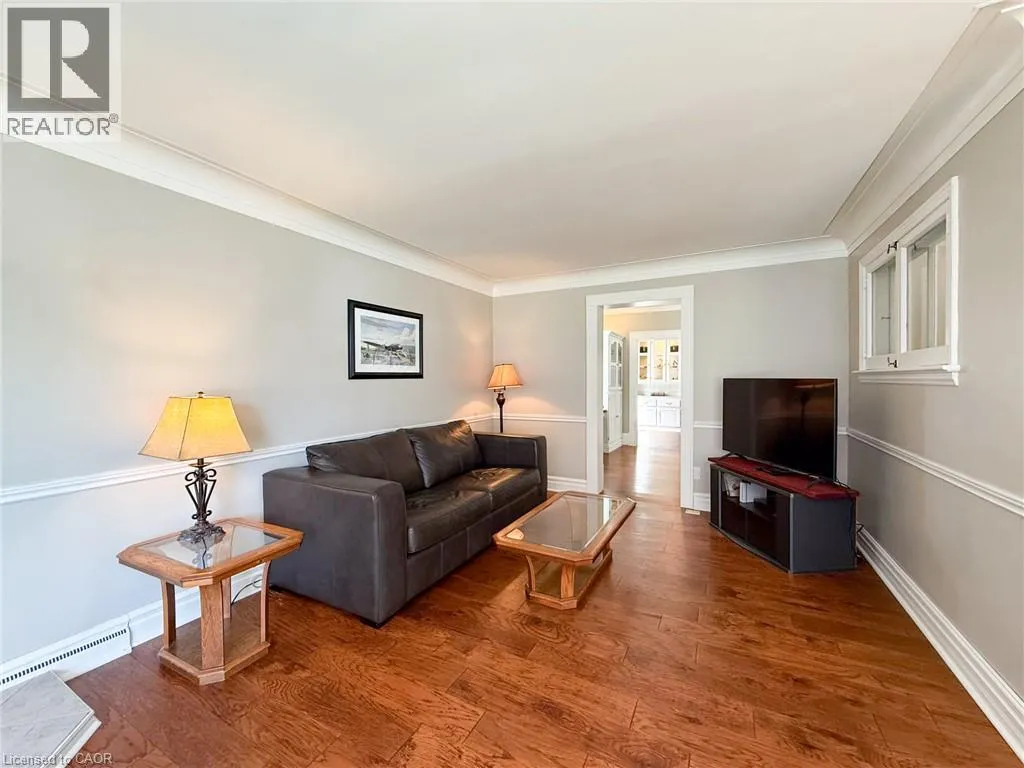 103 MAIN Street S