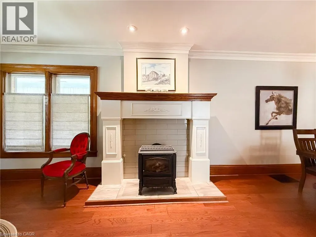 103 MAIN Street S