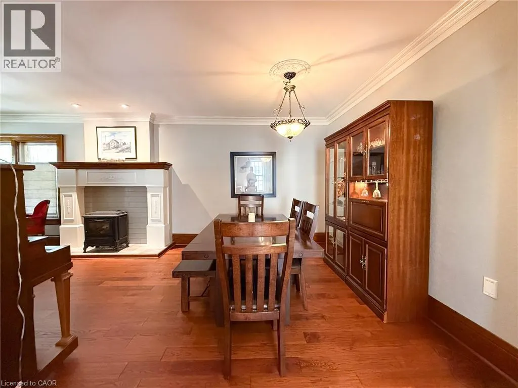 103 MAIN Street S