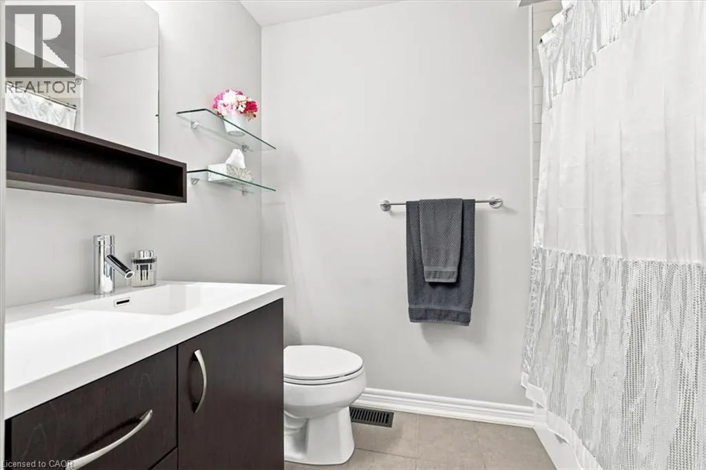 215 DUNDAS Street E Unit# 47 #47