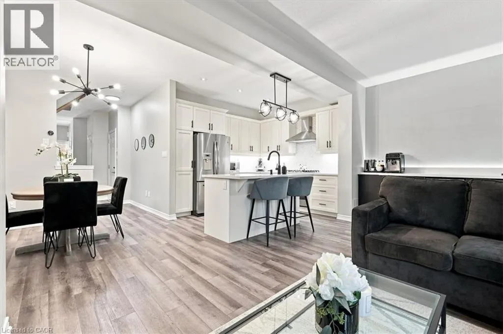 215 DUNDAS Street E Unit# 47 #47