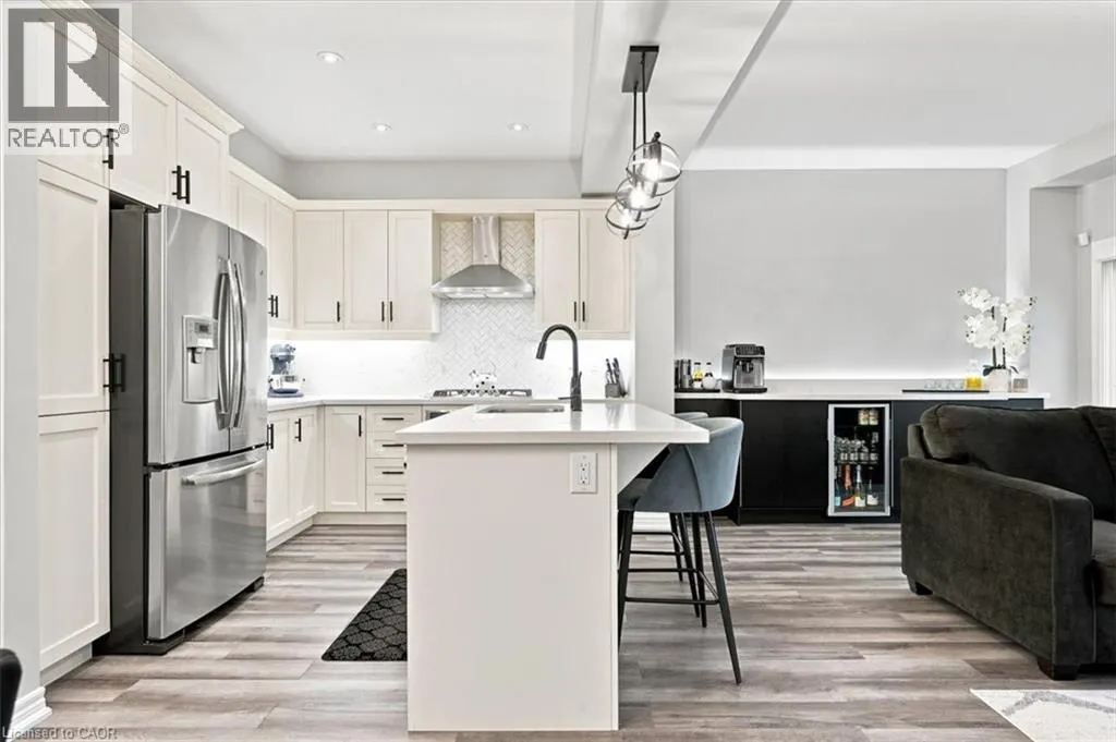 215 DUNDAS Street E Unit# 47 #47