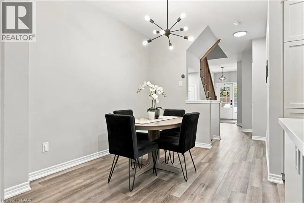 215 DUNDAS Street E Unit# 47 #47