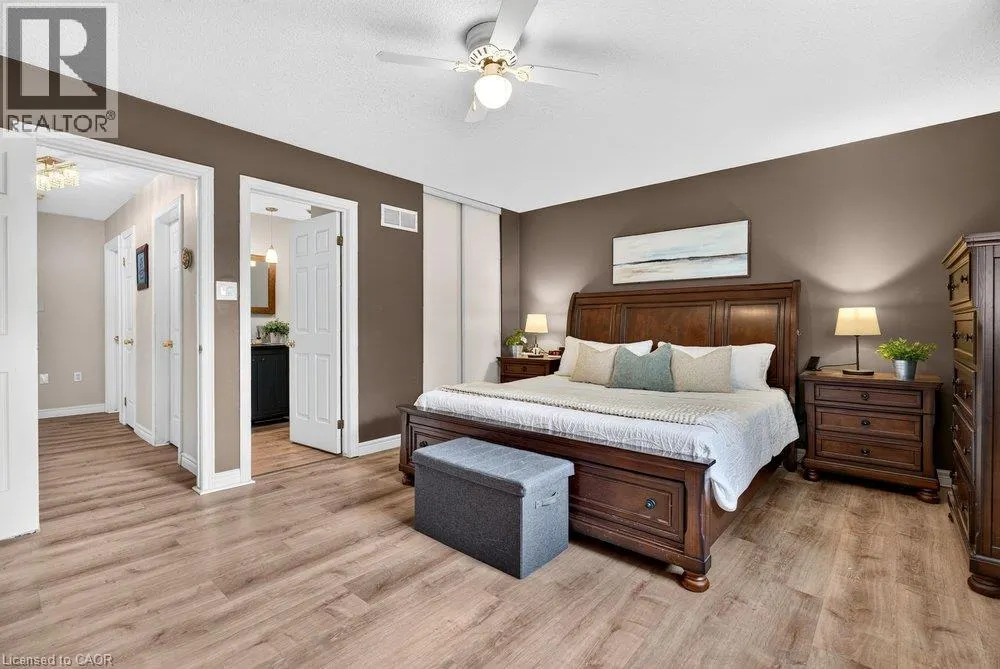 44 FRANCES Avenue Unit# 11 #11