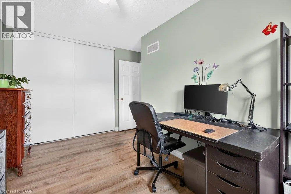 44 FRANCES Avenue Unit# 11 #11