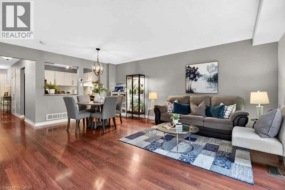 44 FRANCES Avenue Unit# 11 #11