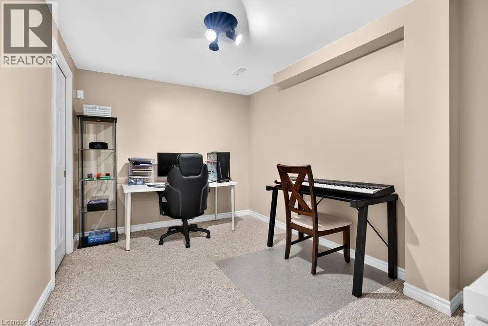 44 FRANCES Avenue Unit# 11 #11
