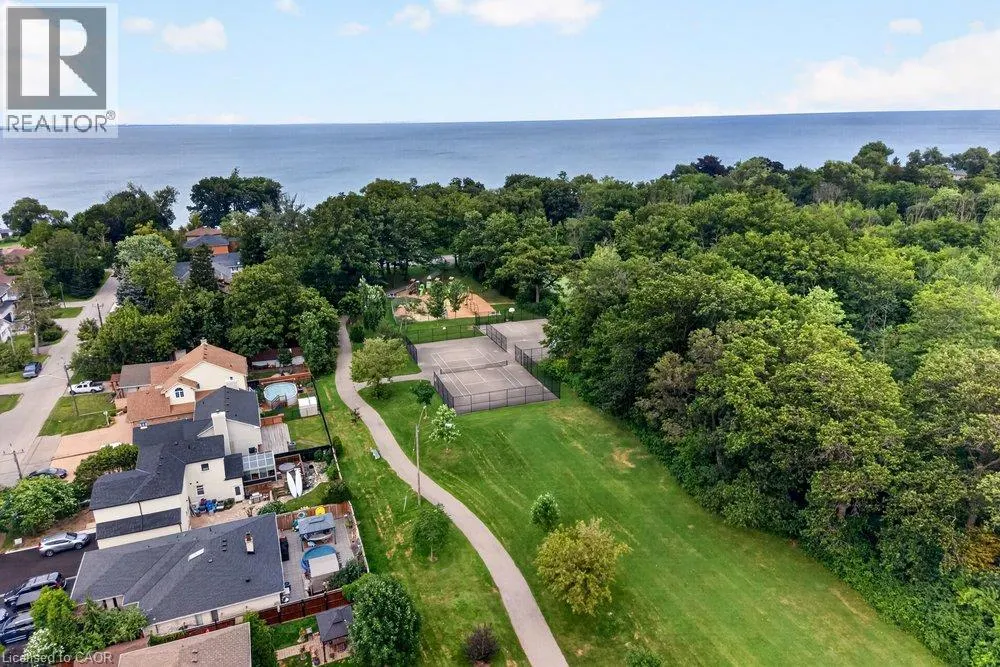 44 FRANCES Avenue Unit# 11 #11