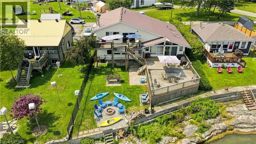 12 HAMDUN Lane