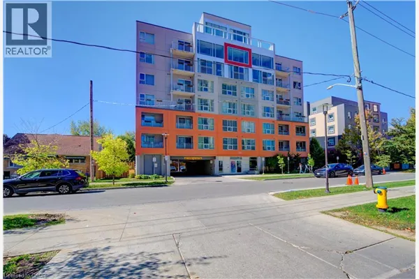 321 SPRUCE Street Unit# 102