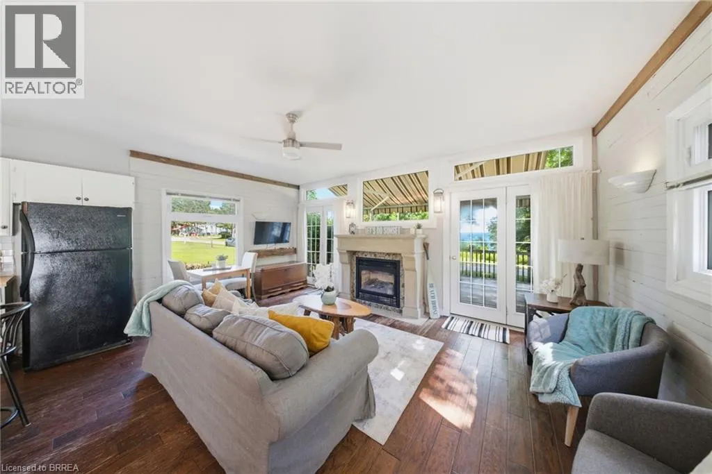 523 AVALON Lane