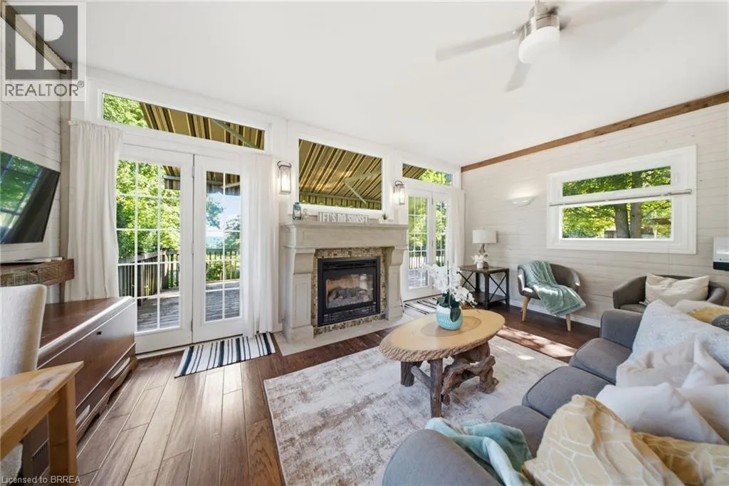 523 AVALON Lane