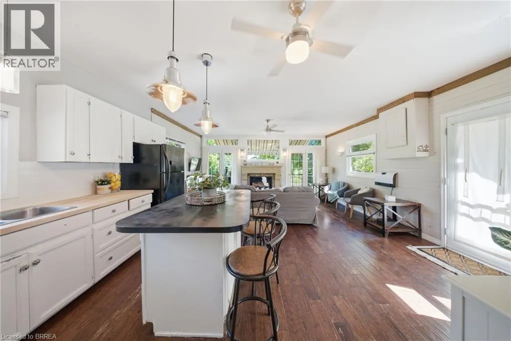 523 AVALON Lane