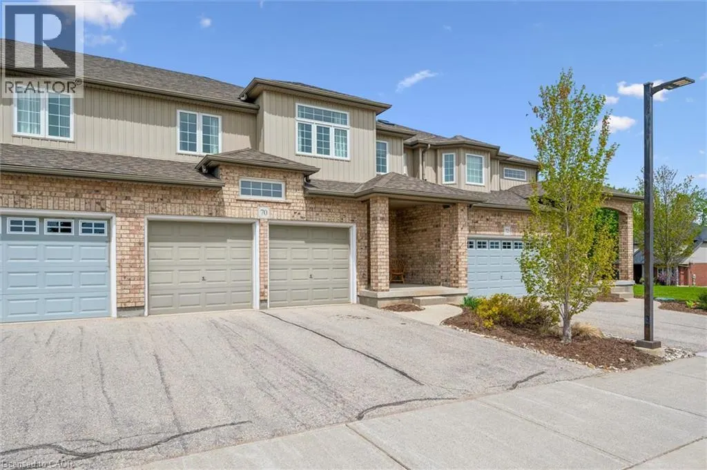 31 TOWNSEND Drive Unit# 70 #70