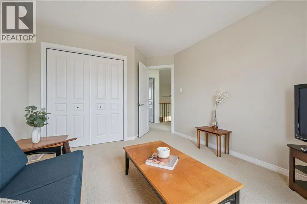 31 TOWNSEND Drive Unit# 70 #70