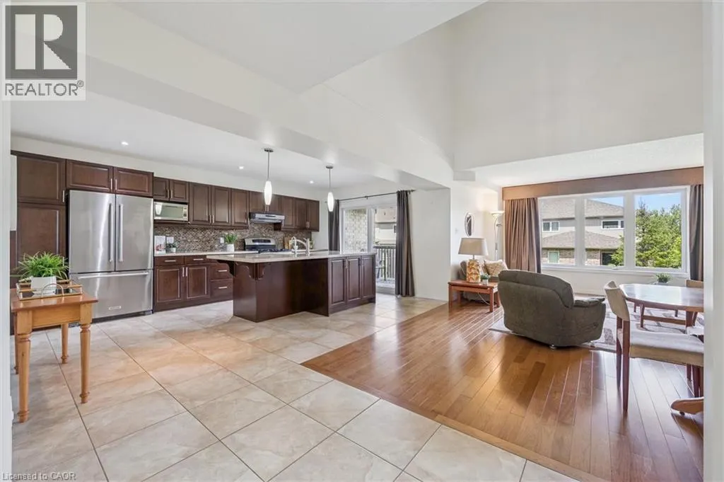 31 TOWNSEND Drive Unit# 70 #70