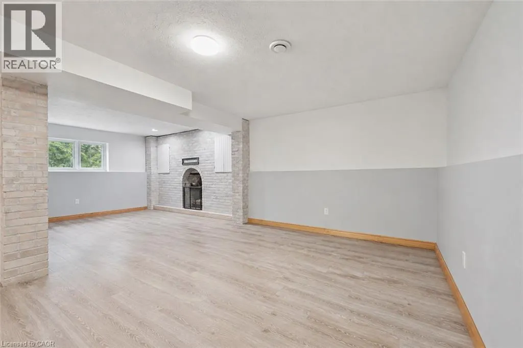 27 DAWSON Drive