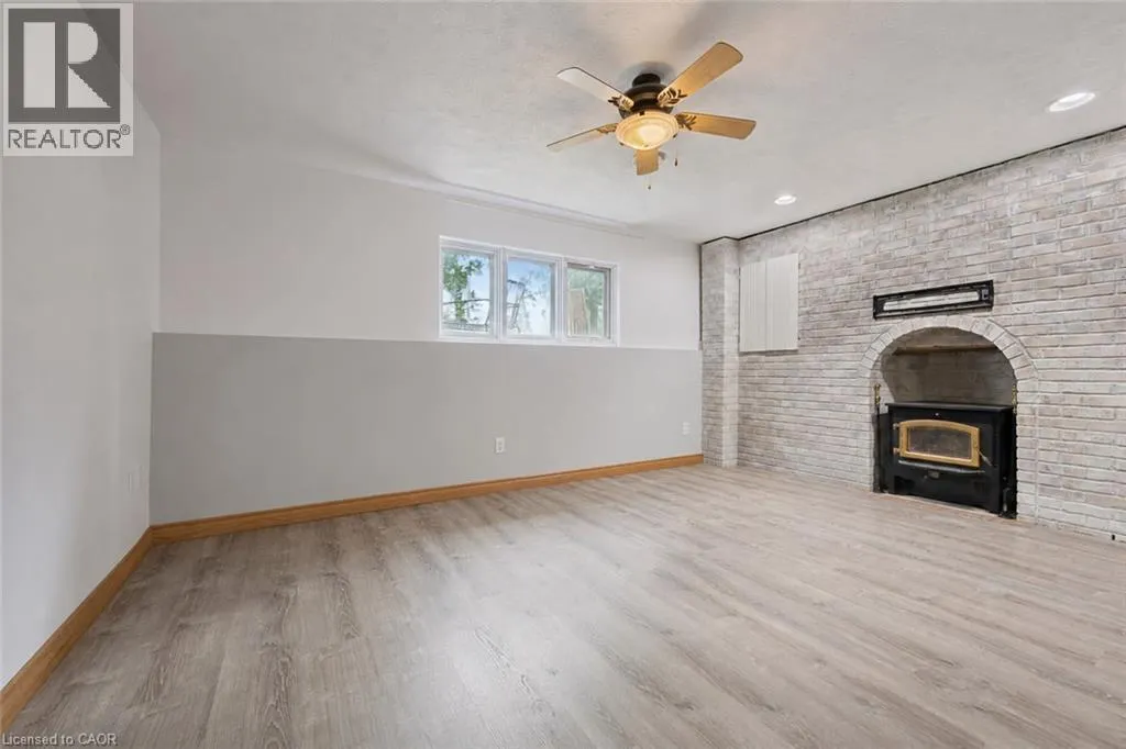 27 DAWSON Drive