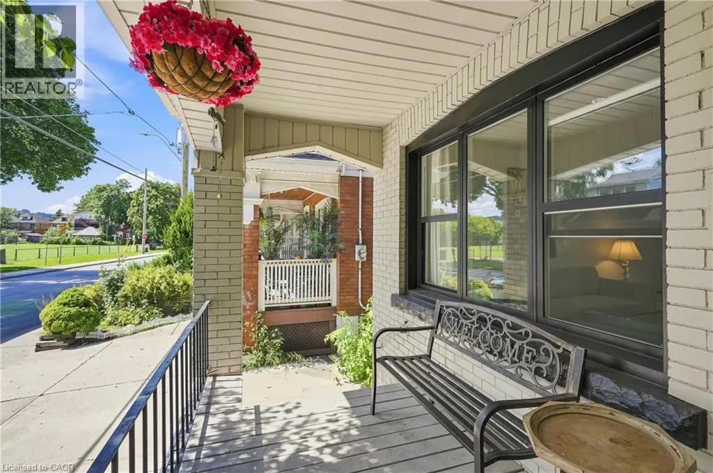 463 DUNSMURE Road