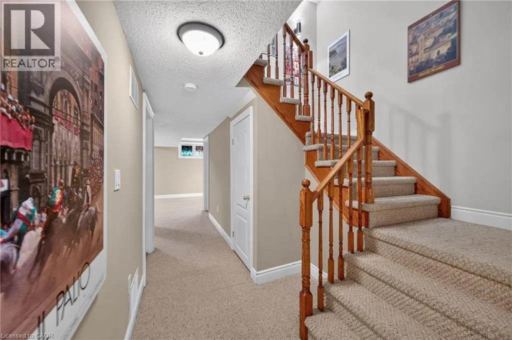 31 SUNVALE Place Unit# 8 #8