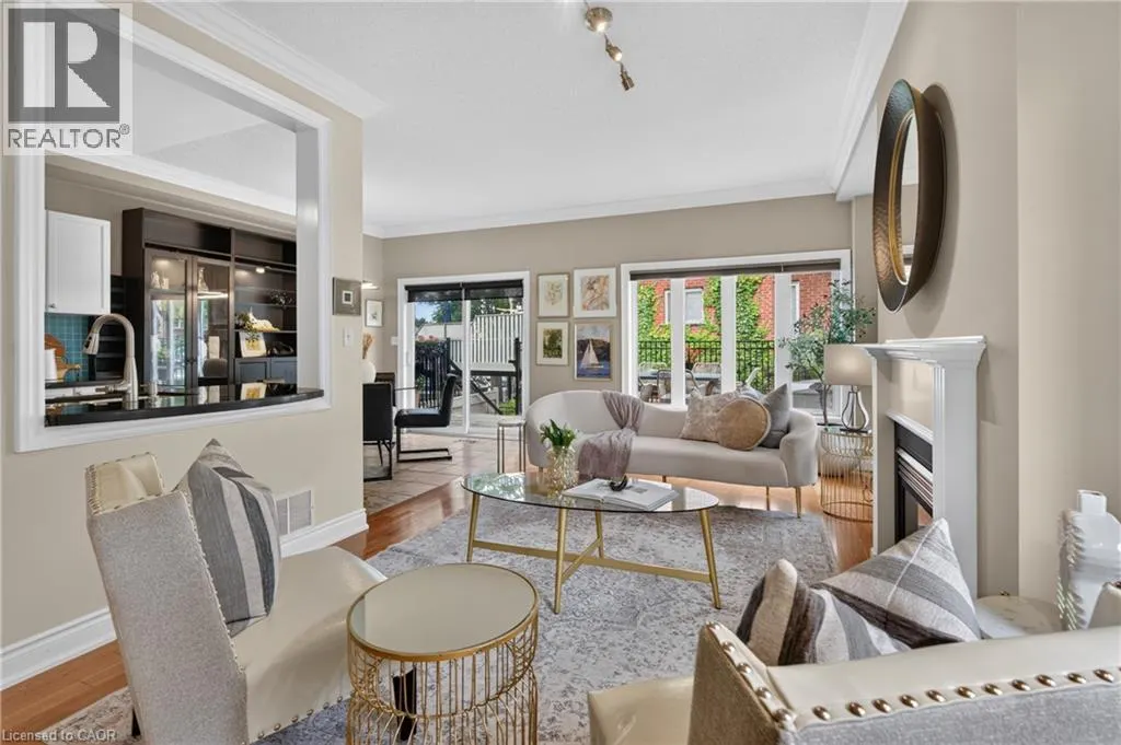 31 SUNVALE Place Unit# 8 #8