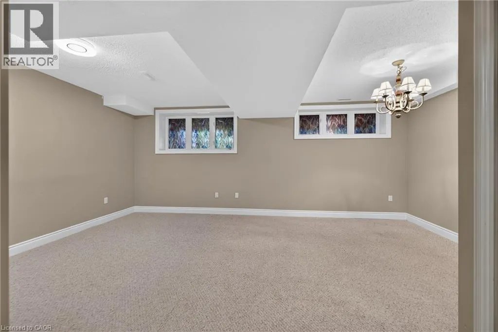 31 SUNVALE Place Unit# 8 #8