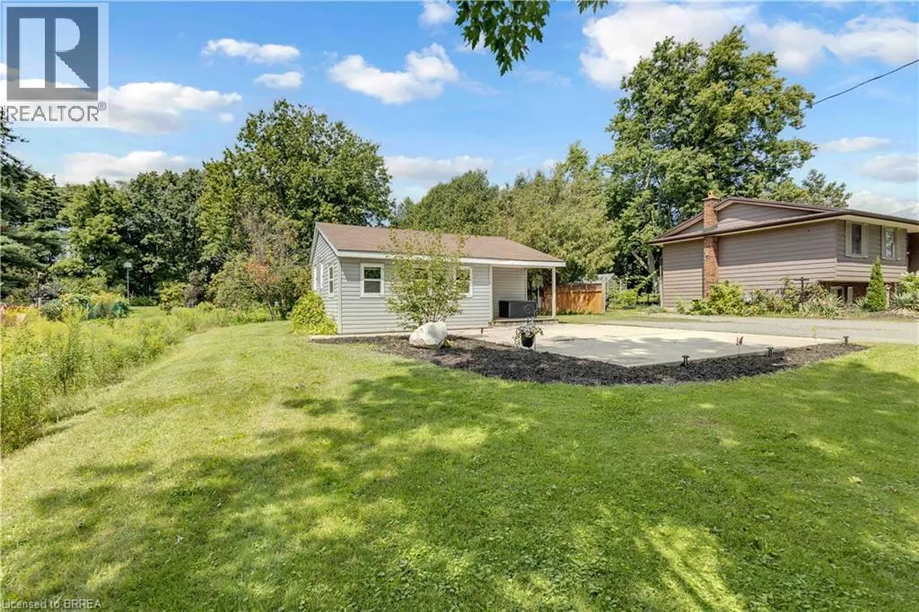 995 MCDOWELL Road E