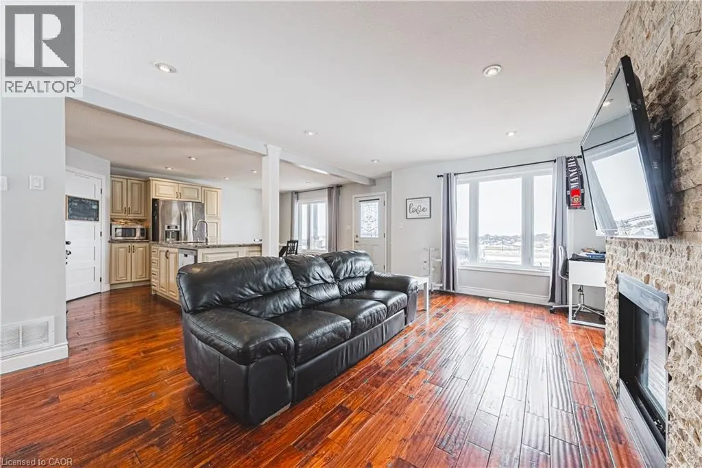 2801 NORTH SHORE Drive