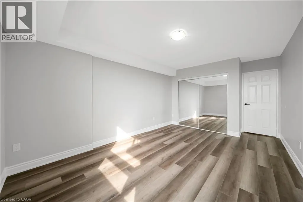 500 GREEN Road Unit# 701 #701