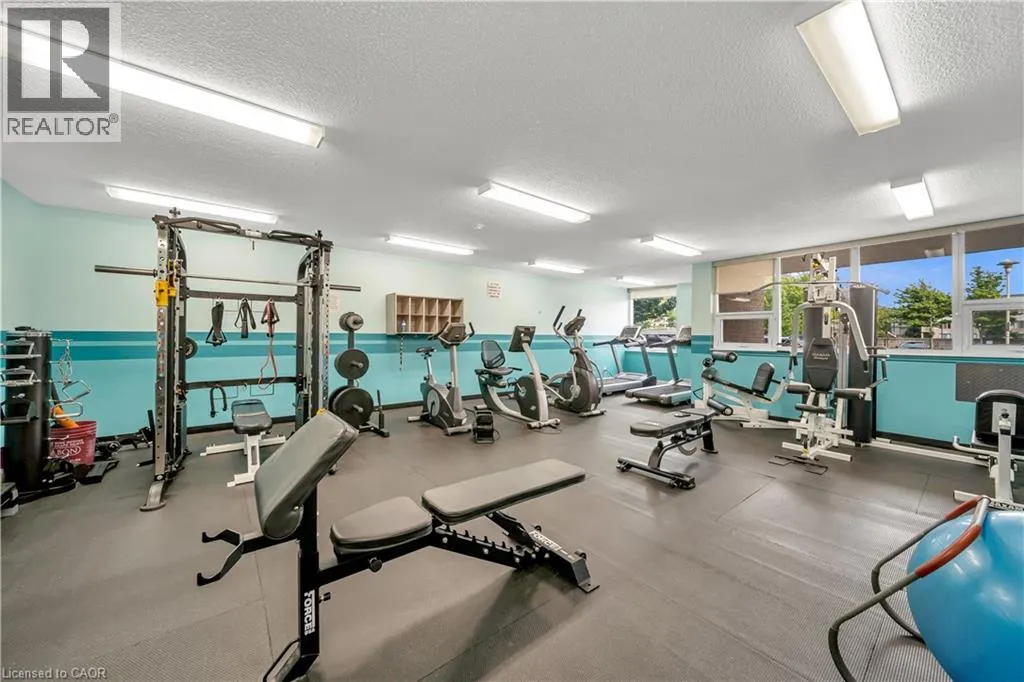 500 GREEN Road Unit# 701 #701