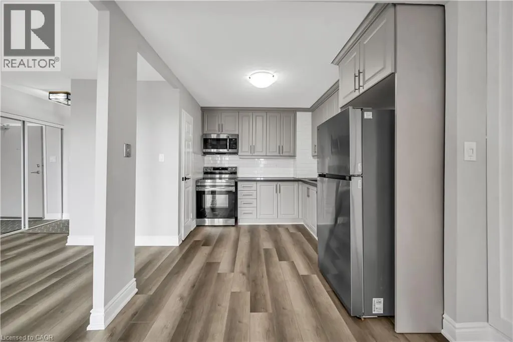 500 GREEN Road Unit# 701 #701