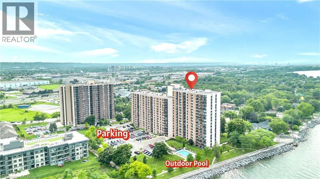 500 GREEN Road Unit# 701 #701