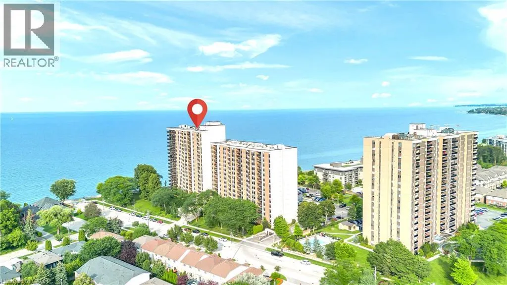 500 GREEN Road Unit# 701 #701