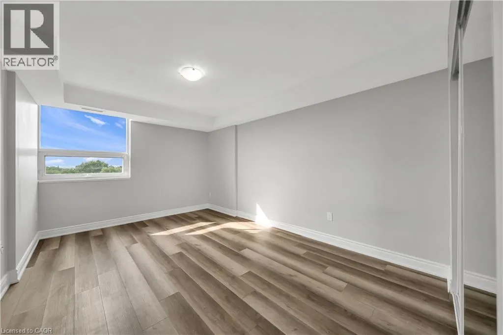 500 GREEN Road Unit# 701 #701