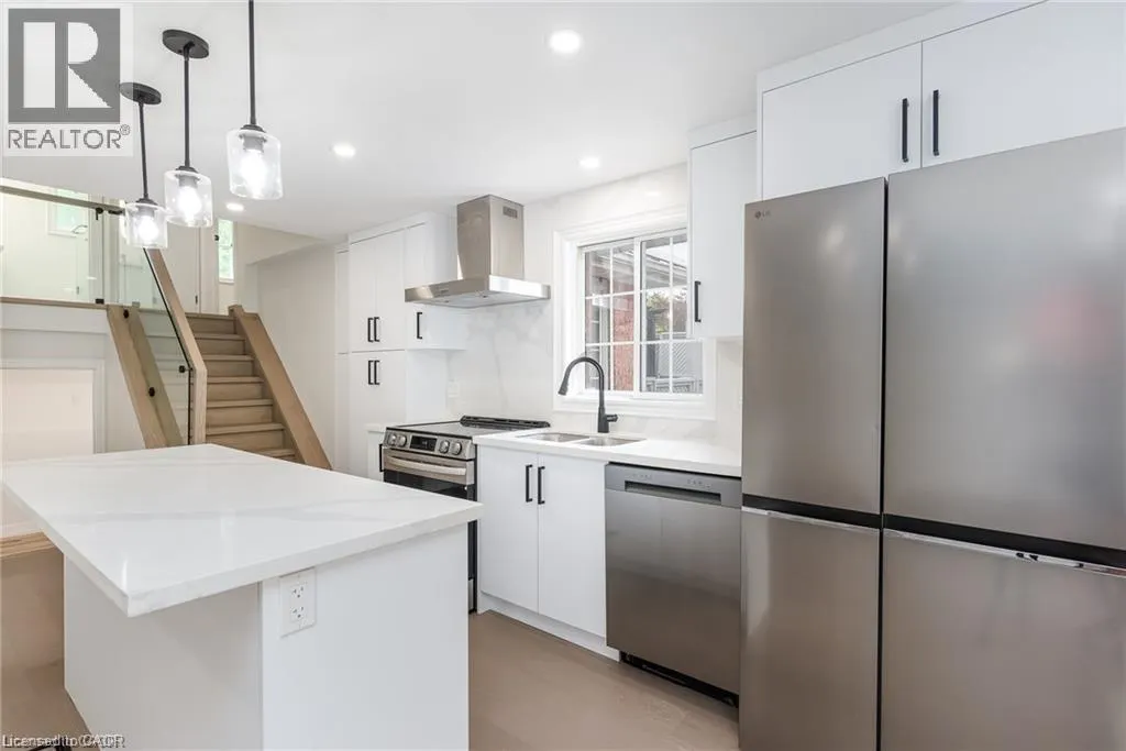 629 SETTLERSFIELD Court Unit# B #B