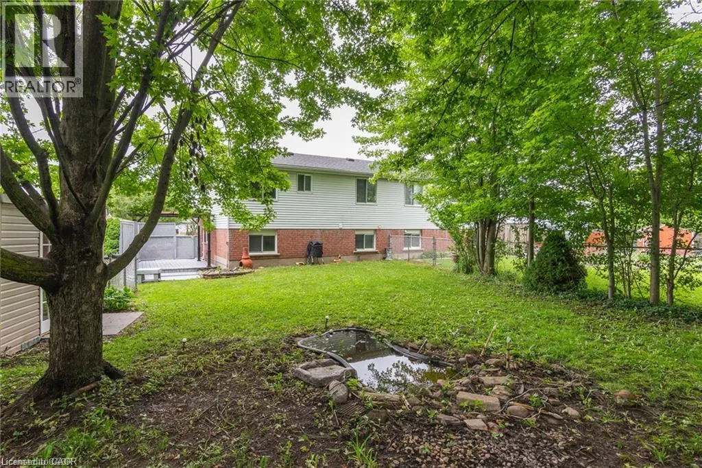629 SETTLERSFIELD Court Unit# B #B