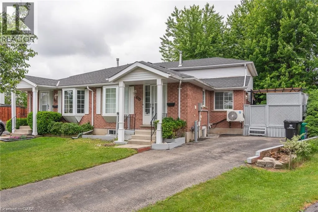 629 SETTLERSFIELD Court Unit# B #B
