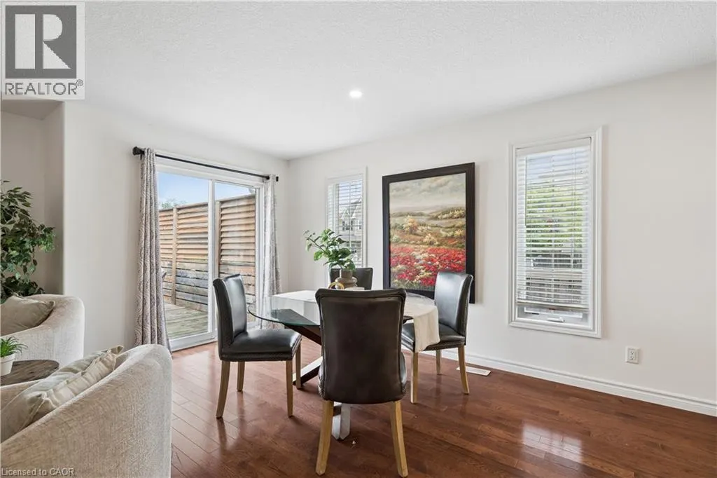 236 RIDGE TOP Crescent