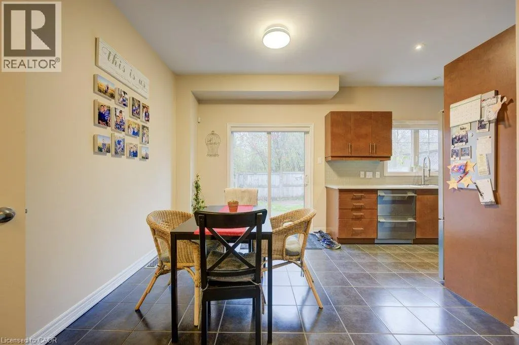 28 GLENDARLING Crescent