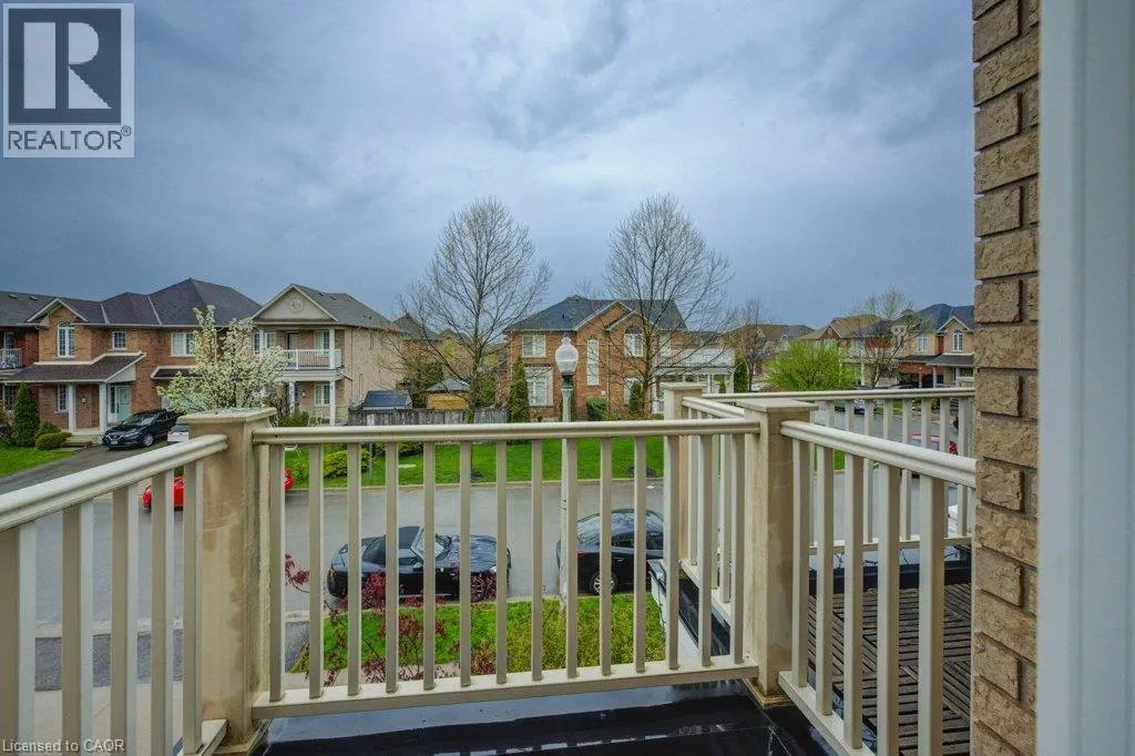 28 GLENDARLING Crescent