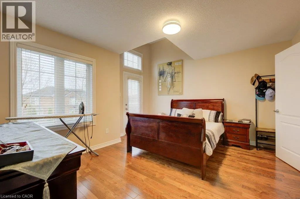 28 GLENDARLING Crescent