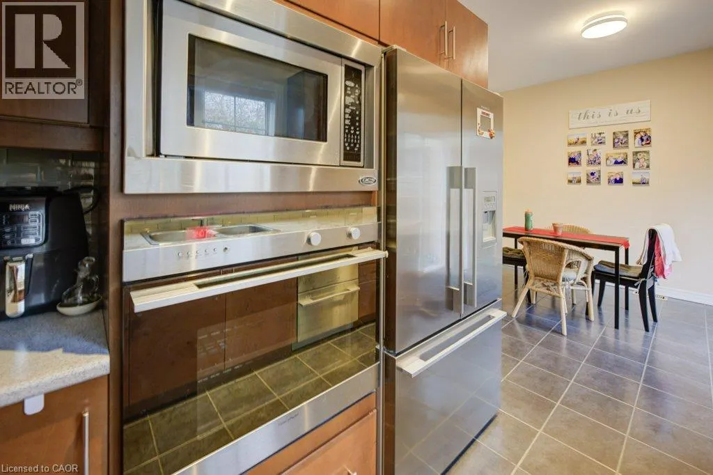 28 GLENDARLING Crescent