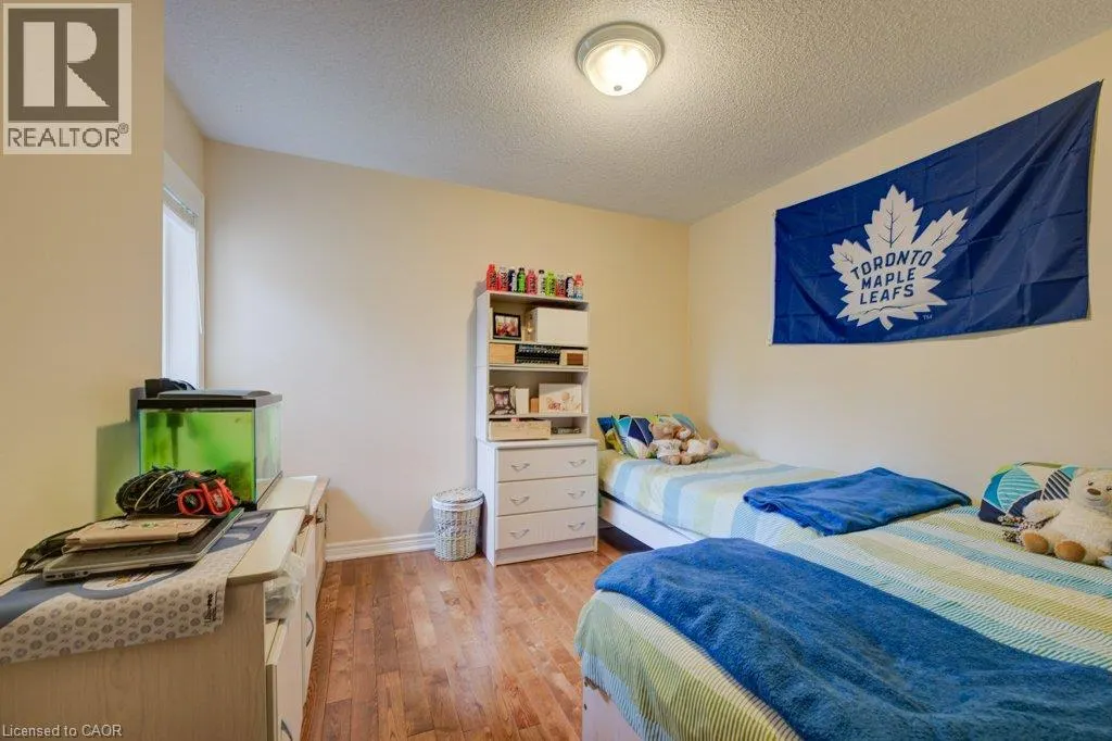 28 GLENDARLING Crescent