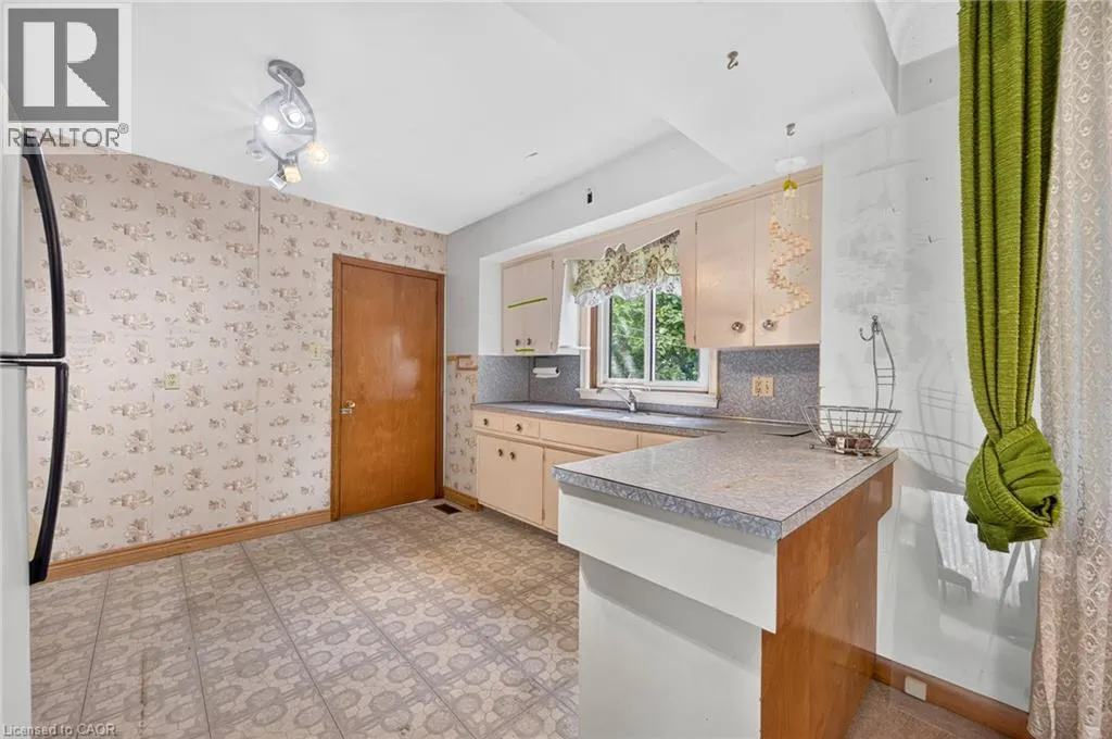 170 MOHAWK Road
