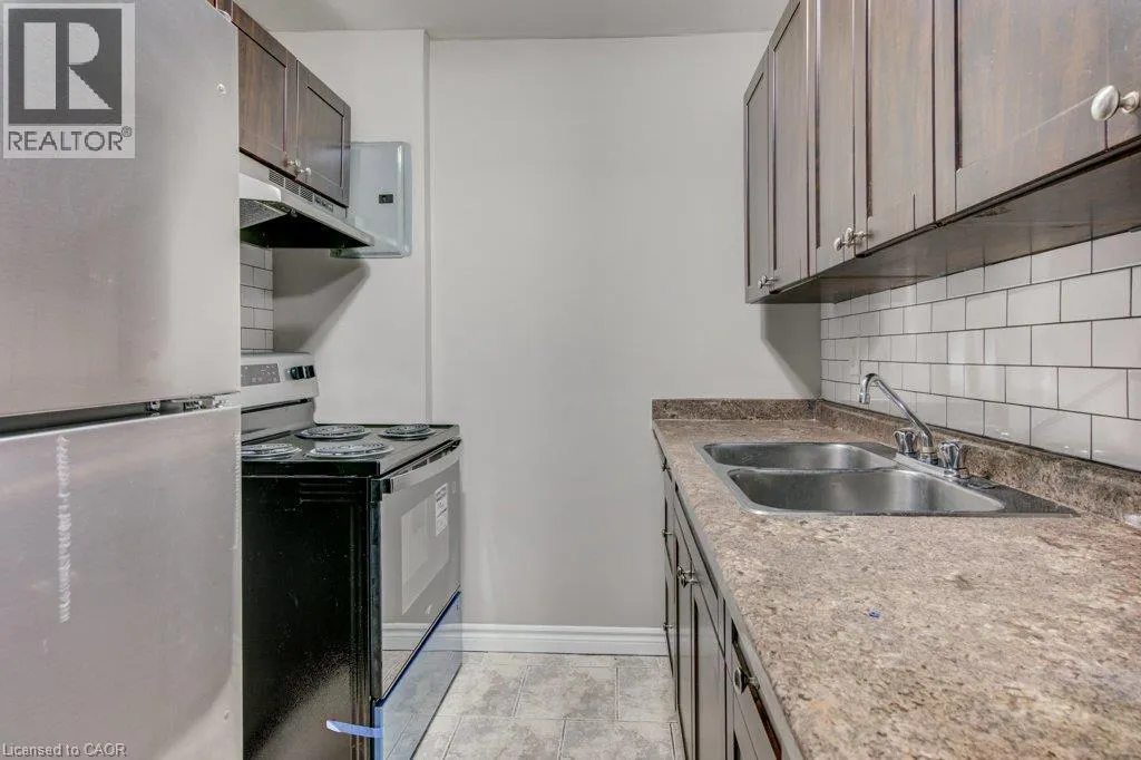 380 ADMIRAL Drive Unit# 208 #208