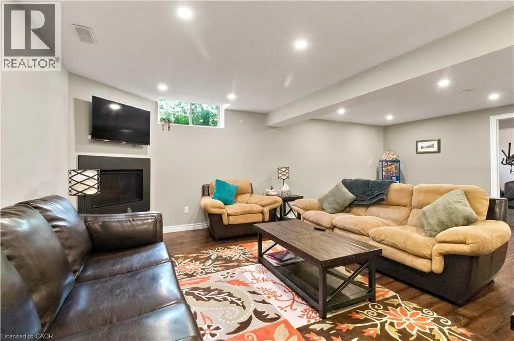 99 MAGNOLIA Drive