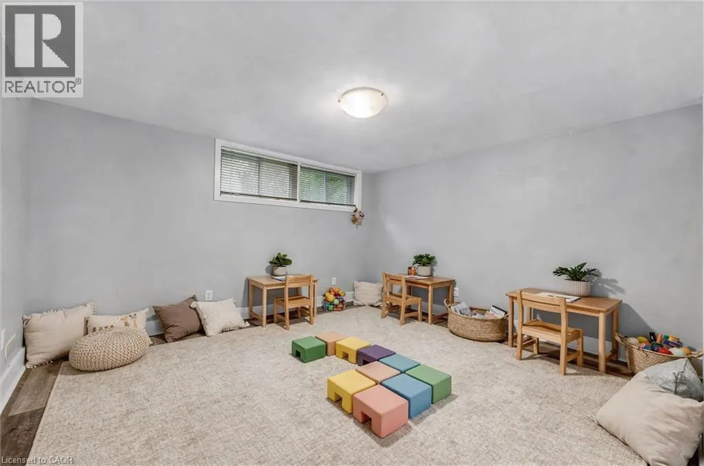 38 TEWKSBURY Crescent