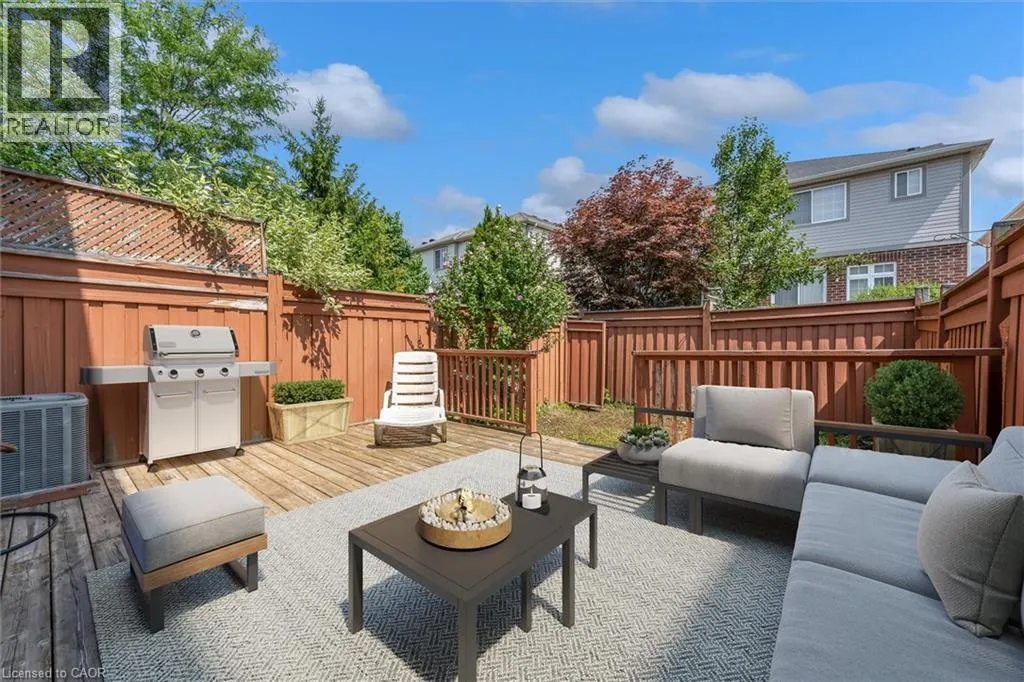 33 BROWVIEW Drive