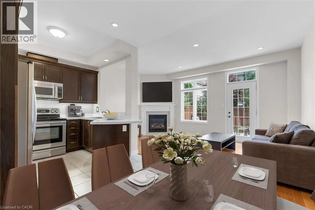 33 BROWVIEW Drive